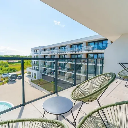 Westin House 303