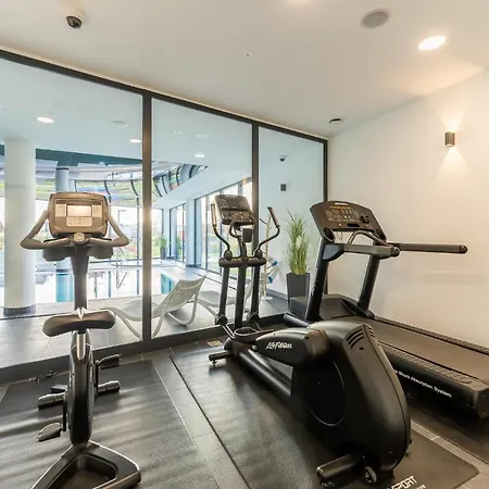 Westin House 303 *